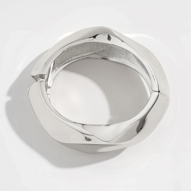 Chunky metal bangle bracelet set