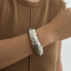 Liquid metal smooth Chunky bangle bracelet geometric wind texture bangle