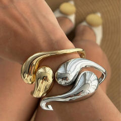 Chunky waterdrop metal bangle bracelet