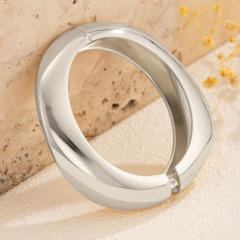 INS chunky smooth metal bangle bracelet set
