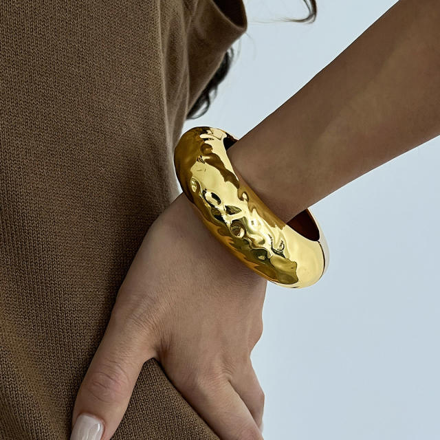 Liquid metal smooth Chunky bangle bracelet geometric wind texture bangle