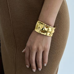 Liquid metal smooth Chunky bangle bracelet geometric wind texture bangle