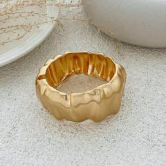 01 bracelet swept gold 2432k2
