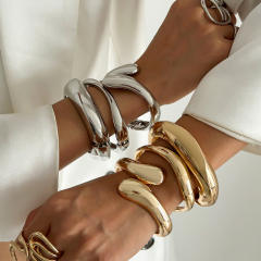 INS chunky smooth metal bangle bracelet set