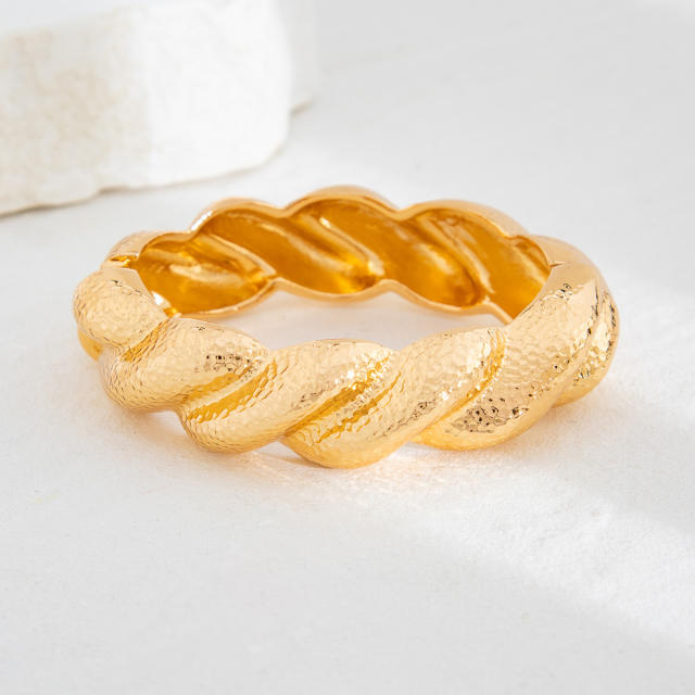 Liquid metal smooth Chunky bangle bracelet geometric wind texture bangle