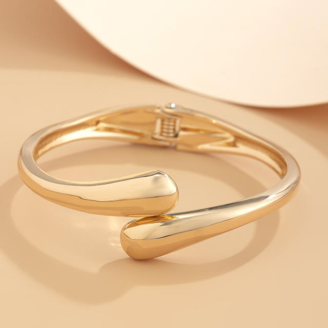 Hip-Hop Future-Sense Metal Gloom Bracelet Trendy Geometric Water Drops chunky bangle