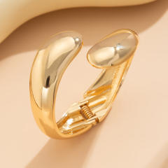 Hip-Hop Future-Sense Metal Gloom Bracelet Trendy Geometric Water Drops chunky bangle