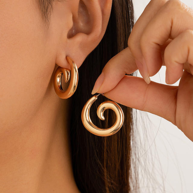 Ocean series Geometric Conch Symbol Design Earrings Exaggerated Spiral Pattern earrings