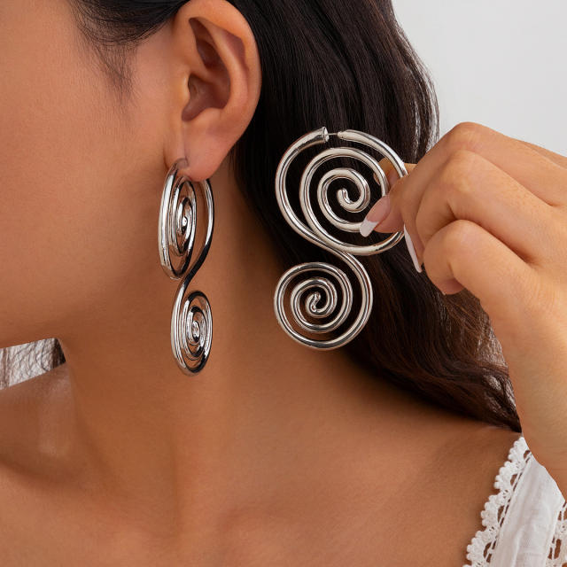 Ocean series Geometric Conch Symbol Design Earrings Exaggerated Spiral Pattern earrings