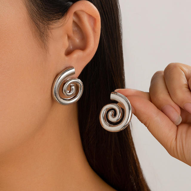 Ocean series Geometric Conch Symbol Design Earrings Exaggerated Spiral Pattern earrings