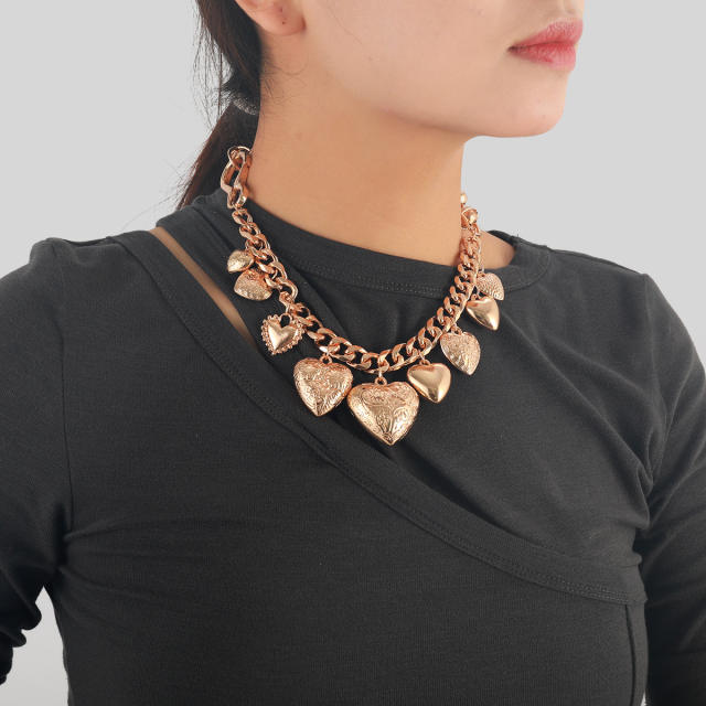 Chunky heart pendant boho charm necklace for women