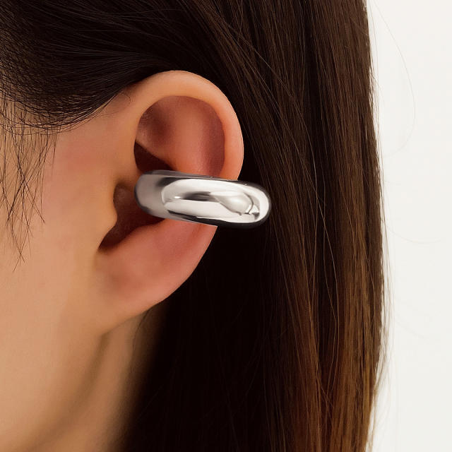 Exaggerated chunky High-grade fashion ear cuff