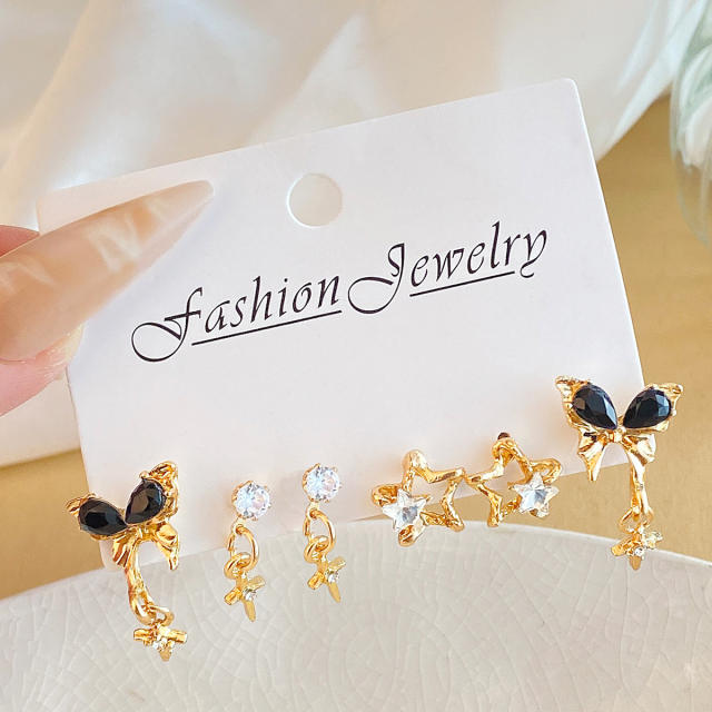Geometric Multi-layer C- shaped Pearl Earrings Earrings set