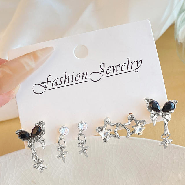 Geometric Multi-layer C- shaped Pearl Earrings Earrings set