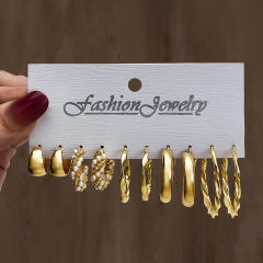 Geometric Multi-layer C- shaped Pearl Earrings Earrings set