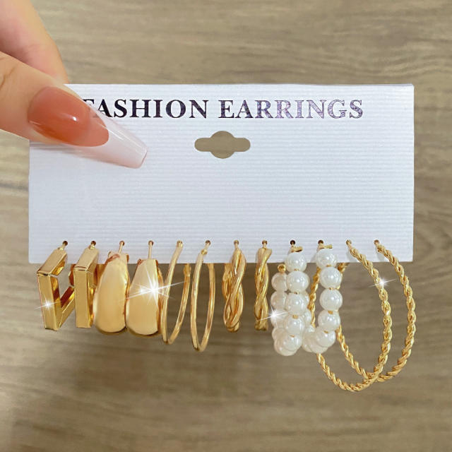 Geometric Multi-layer C- shaped Pearl Earrings Earrings set