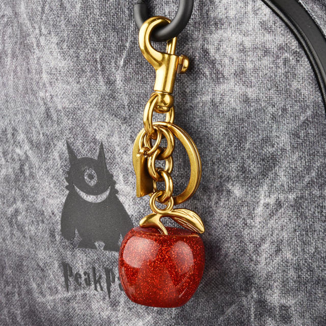 Cute new apple key chain bag pendant women's bag jewelry christmas apple
