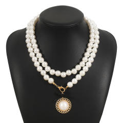 Elegant imitation Pearl Necklace