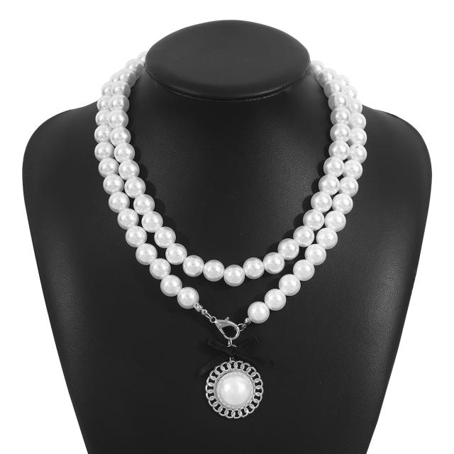 Elegant imitation Pearl Necklace