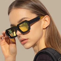 Small Frame Square Sunglasses 2024 New Trendy Sunglasses for Men Women