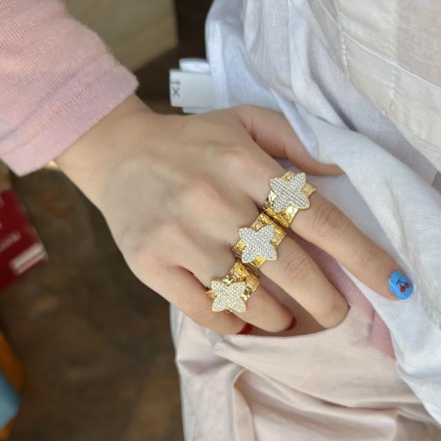 Chunky gold plated copper full diamond clover finger rings