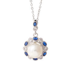 Dainty pearl pendant stainless steel chain necklace