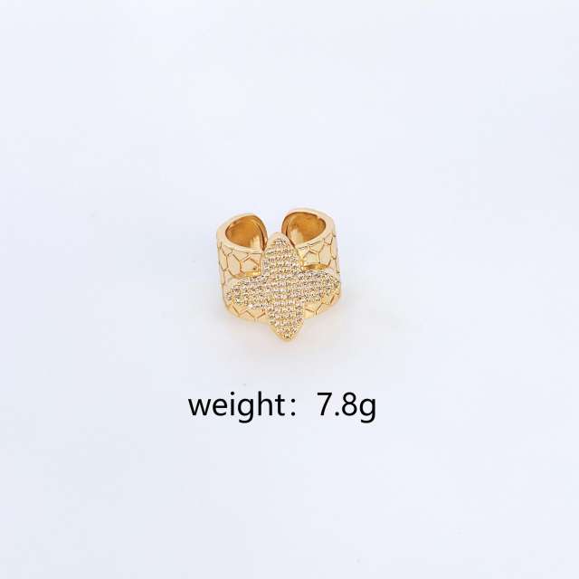 Chunky gold plated copper full diamond clover finger rings