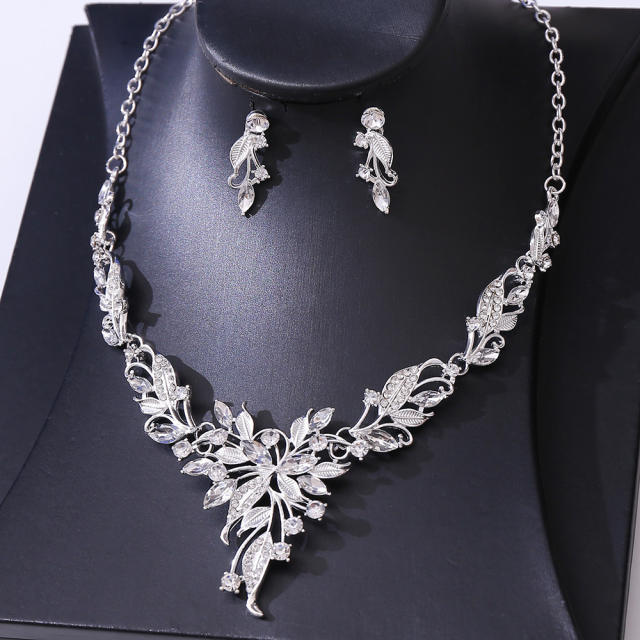 Korean Bridal Jewelry Necklace Earrings Two-Piece Bridal Diamond Leaves Wedding Dress Accessories