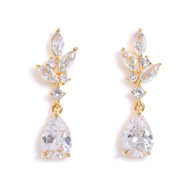 New wedding jewelry sweet pear-shaped water drop zircon earrings wedding dinner bridal earrings for women