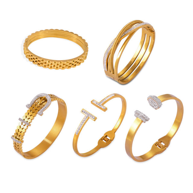 Light Luxury Style Watch Strap Pattern Titanium Steel Gold Plated Creative bangle diamond bangle collection