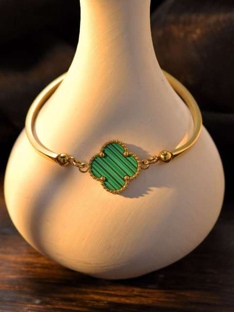 Four-leaf Clover Titanium Steel Bracelet