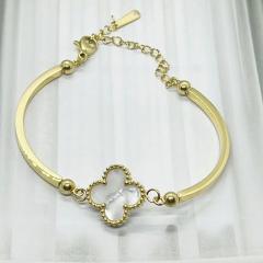 Four-leaf Clover Titanium Steel Bracelet