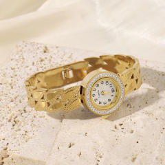 Stainless Steel Bracelet Chain Watch Hollow-out Diamond Temperament Girl's watch