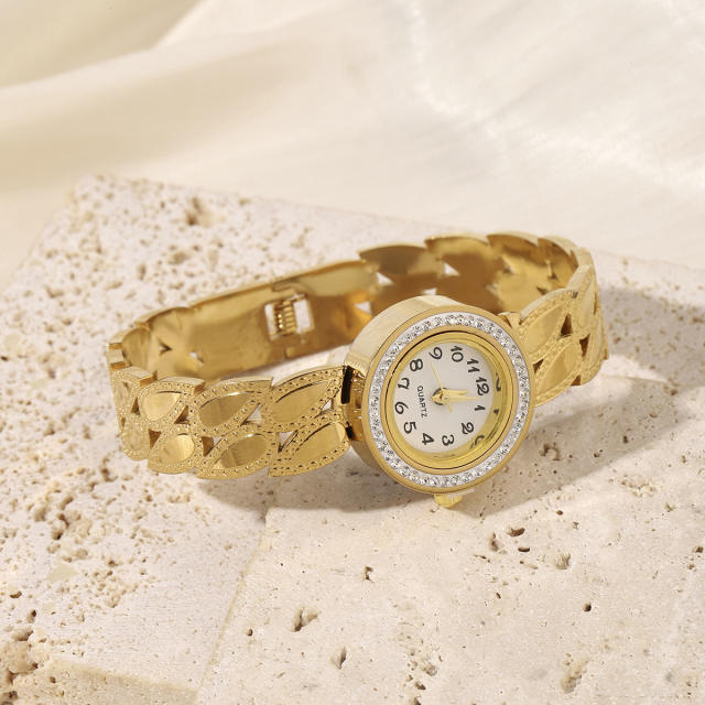 Stainless Steel Bracelet Chain Watch Hollow-out Diamond Temperament Girl's watch