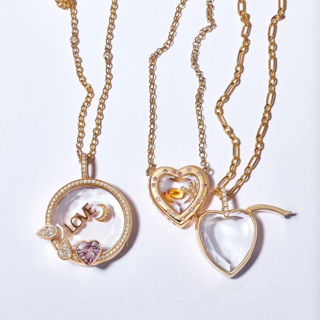 Personality Locket pendant openable diy pendant hollow design 18k gold plated necklace