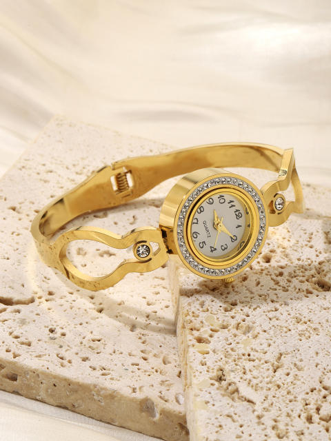 Stainless Steel Bracelet Chain Watch Hollow-out Diamond Temperament Girl's watch