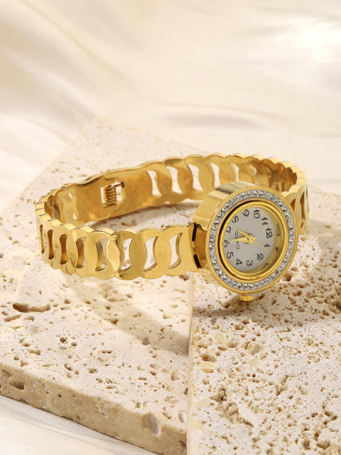Stainless Steel Bracelet Chain Watch Hollow-out Diamond Temperament Girl's watch