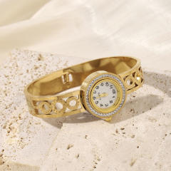 Stainless Steel Bracelet Chain Watch Hollow-out Diamond Temperament Girl's watch