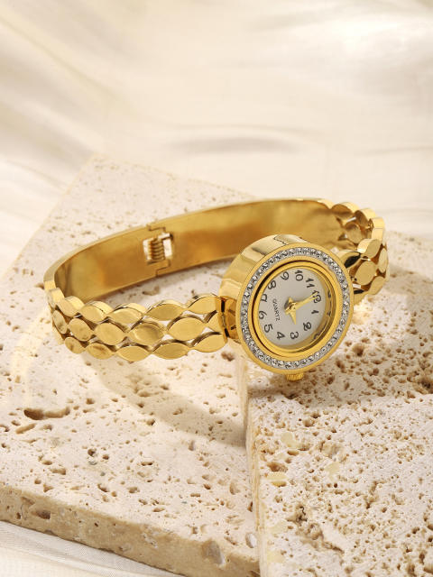 Stainless Steel Bracelet Chain Watch Hollow-out Diamond Temperament Girl's watch