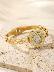 Stainless Steel Bracelet Chain Watch Hollow-out Diamond Temperament Girl's watch