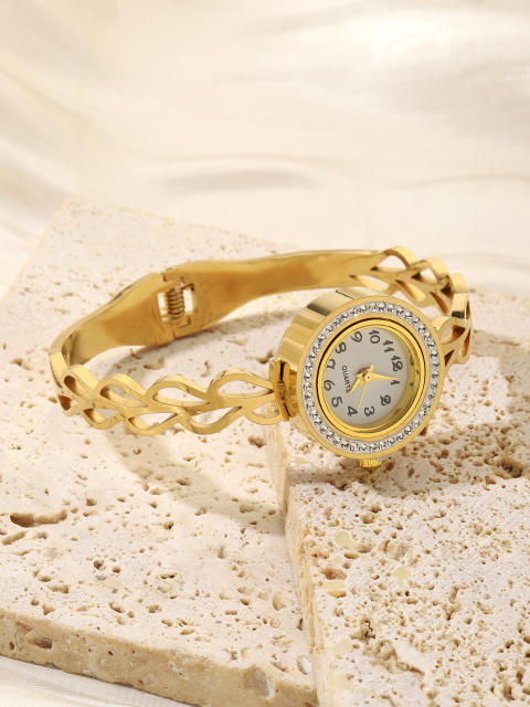 Stainless Steel Bracelet Chain Watch Hollow-out Diamond Temperament Girl's watch