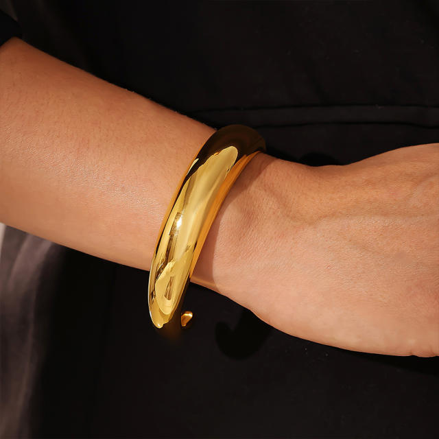 Hot sale chunky stainless steel cuff bangle wide bangle