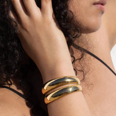Chunky stainless steel smooth double-layer cuff bracelet