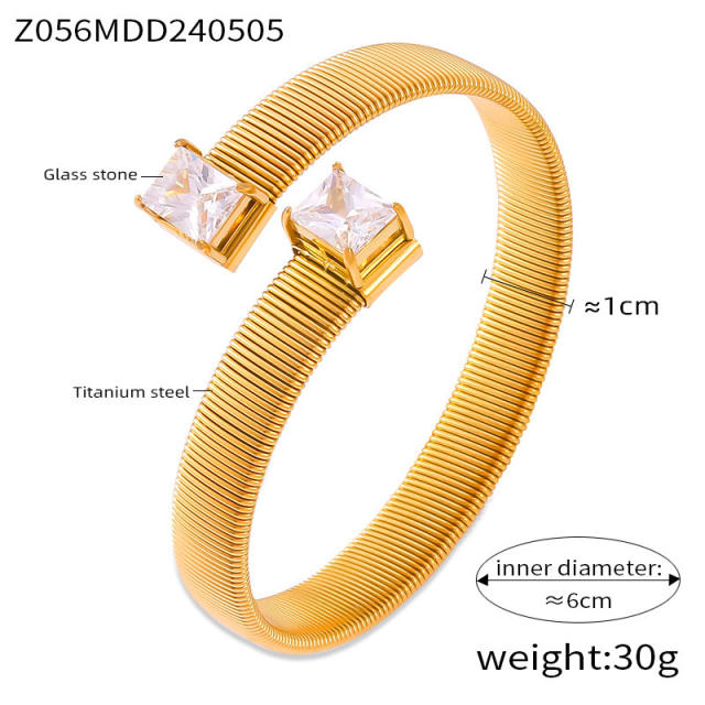 Luxury Elegant diamond statement Geometric Texture Titanium Steel Plated 18K Gold bangle collection