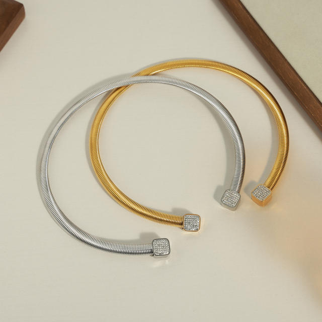 Easy match personalized titanium steel gold-plated diamond-embedded simple choker necklace
