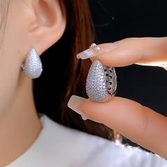 Chunky full diamond u shape gold plated copper earrings