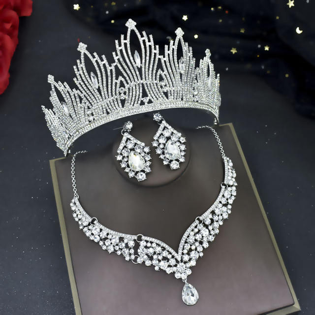 Delicate diamond wedding hair crown necklace set
