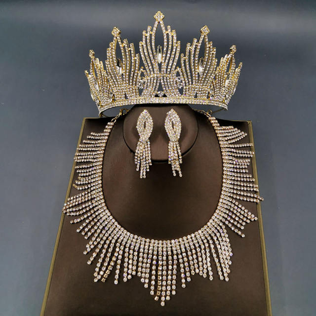 Delicate diamond wedding hair crown necklace set