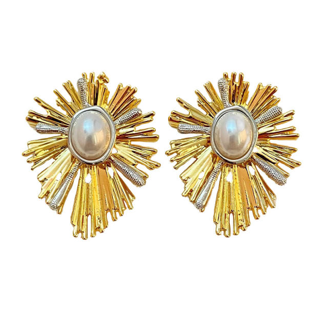Mix color unique bigger pearl bead leaf shape copper earrings