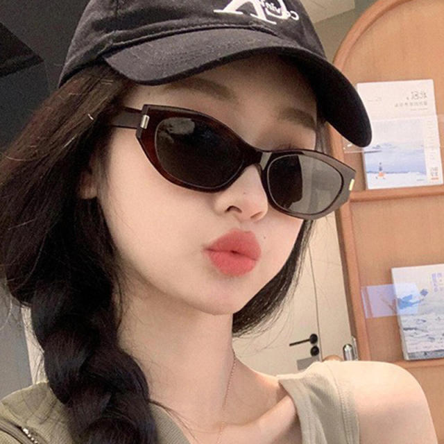 Cocoa Mirror Narrow Frame Sunglasses